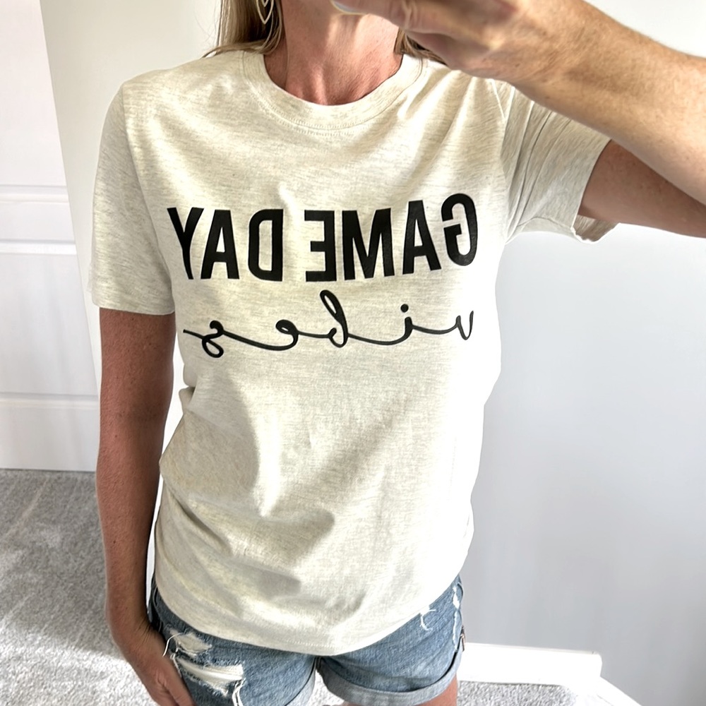 ‘Game Day Vibes’ Short Sleeve Graphic Tee - Picture 4 of 7